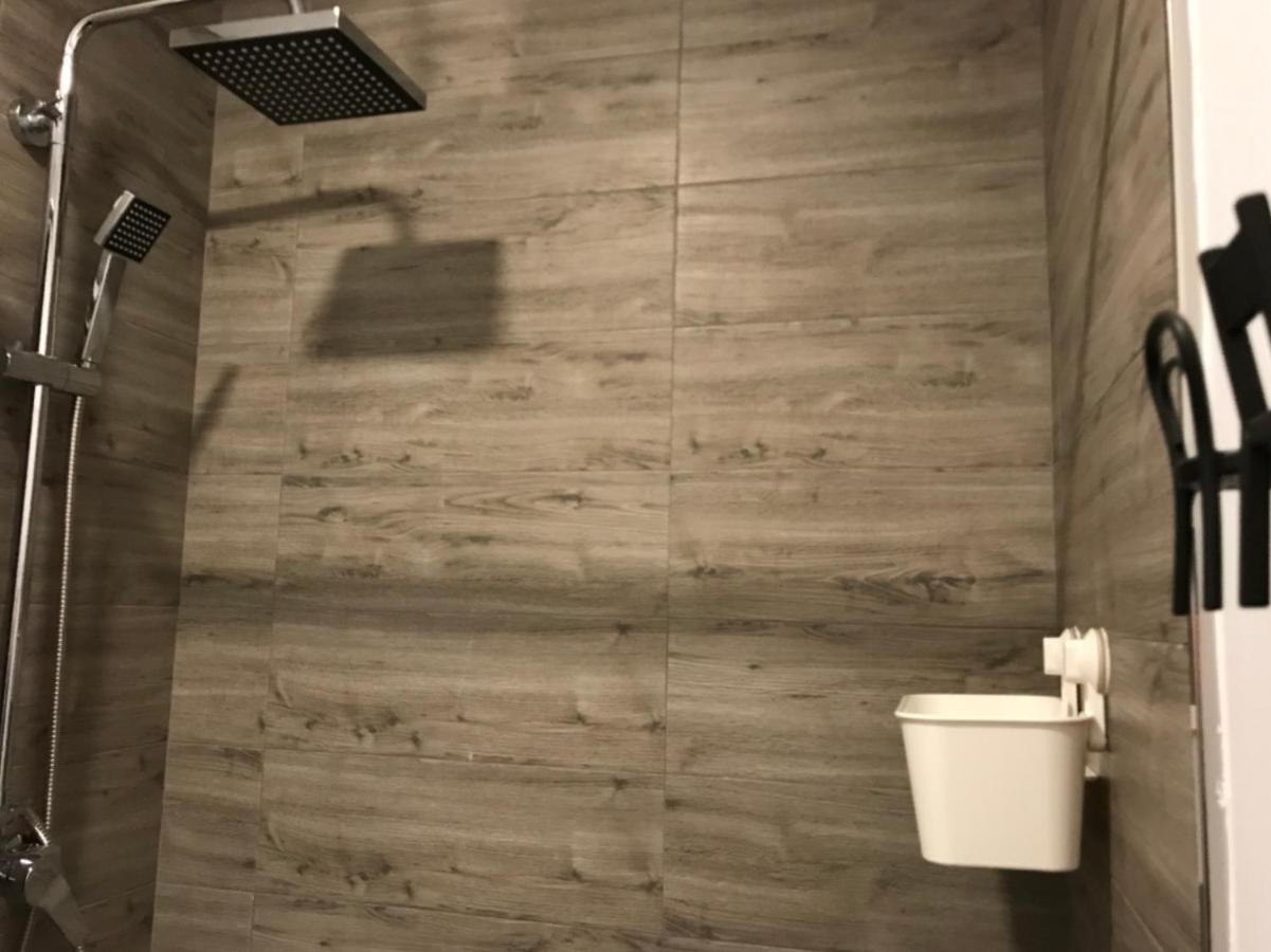 Pequeno Alojamiento Con Mini Piscina - No Climatizada Valencia Eksteriør billede