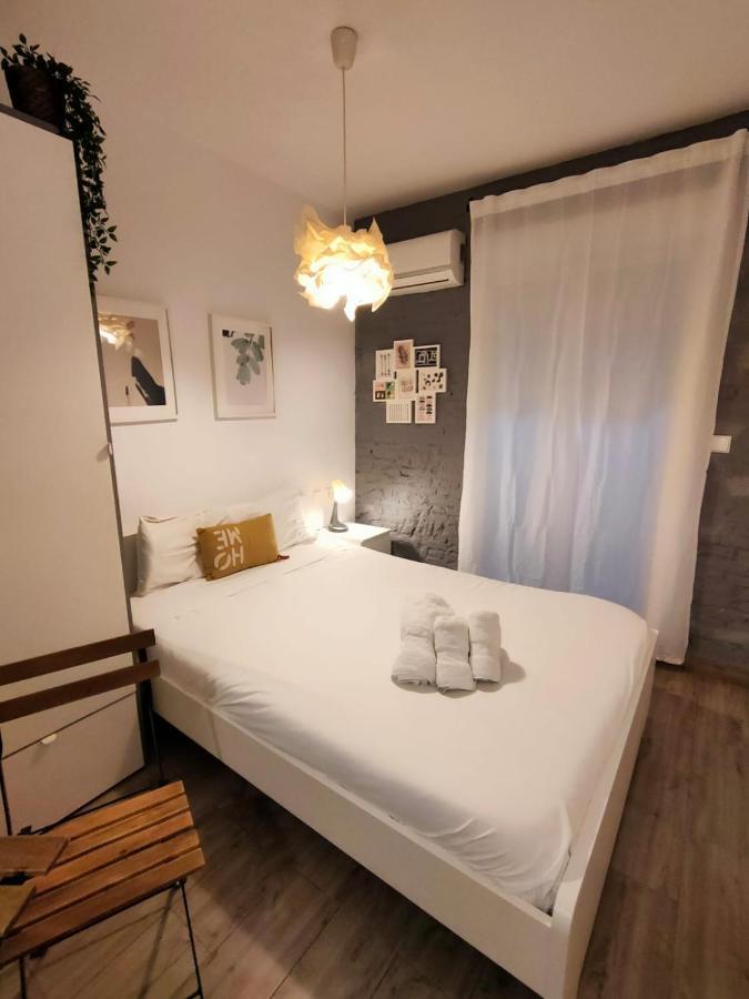 Pequeno Alojamiento Con Mini Piscina - No Climatizada Valencia Eksteriør billede