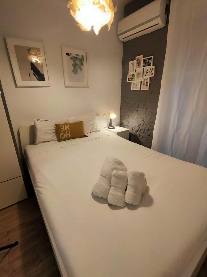Pequeno Alojamiento Con Mini Piscina - No Climatizada Valencia Eksteriør billede