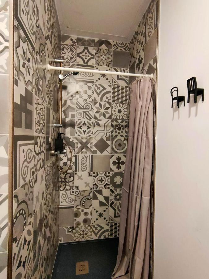 Pequeno Alojamiento Con Mini Piscina - No Climatizada Valencia Eksteriør billede